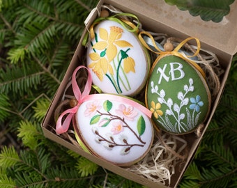 SET of 3 Ukranian easter eggs, Floral embroidered Easter eggs decoration for home, Mini Easter eggs, Gift for Easter, Gift for friends