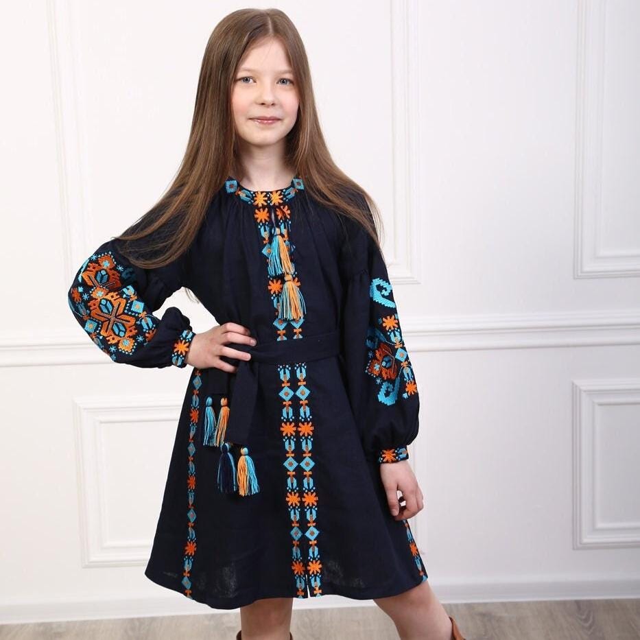Swedish Embroidered Dress - Etsy Denmark