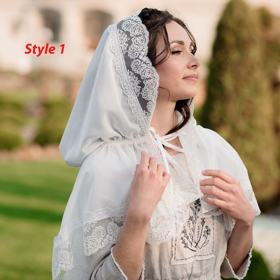 Spanish Mantilla Veil, Chantilly Lace Veil, Hooded Veil  display picture 1