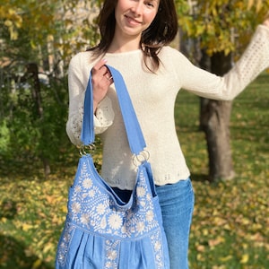 Large linen tote bag, Linen shoulder bag, Embroidered bag, Floral embroidery, Everyday tote bag, Linen hobo bag, Blue bag, Boho linen purse image 3