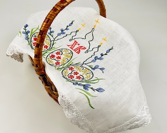 Easter basket cover, Ukrainian orthodox towel, Embroidered linen napkin decorated with lace, Easter basket towel with ukrainian pysanky
