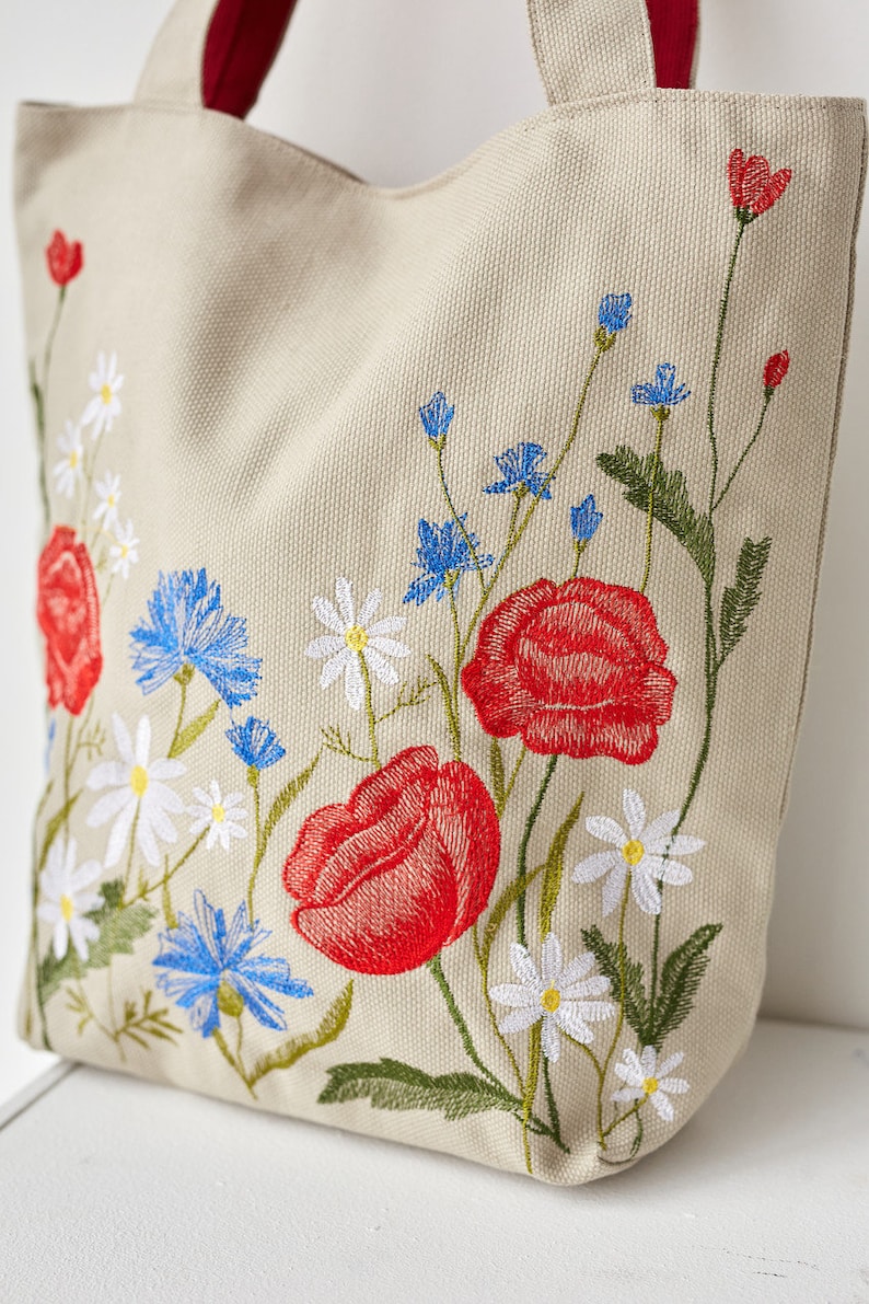 Embroidery botanical tote bag with zipper, Embroidered linen tote bag, Floral shopper bag, Floral canvas tote bag, Summer wildflower bag image 7