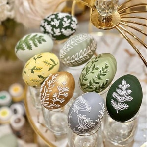 SET Pysanky Ukrainian easter eggs, Pysanka Ukrainian Easter traditions, Wooden Easter eggs, Handmade Easter egg for table decor, Easter gift