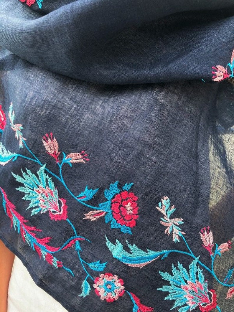 Embroidered linen scarf women, Floral embroidery linen scarf, Navy linen scarf, Wide long scarf with flowers, Lightweight summer shawls 画像 4