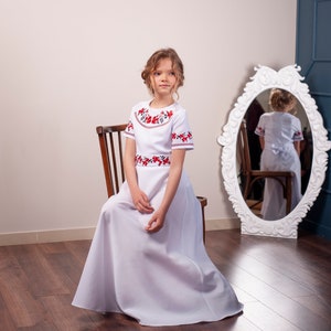 Traditional first communion dress with floral embroidery, Simple first communion dress, Dress for birthday party, Elegant dress, Maxi dress image 2