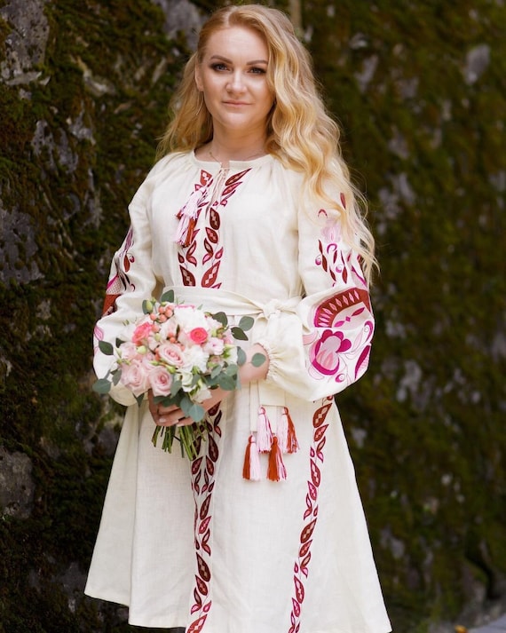Embroidered Floral Linen Dress, Wedding Guest Dress, Ukrainian Vyshyvanka  Dress, Folk Hungarian Dress, Ivory Linen Dress With Belt - Etsy