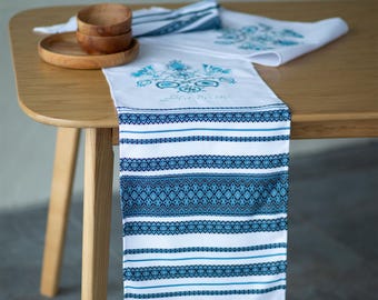 White & Blue ukrainian embroidered rushnyk for wedding, Wedding towel with tree of life embroidery and freedom birds, Ukrainian wedding gift