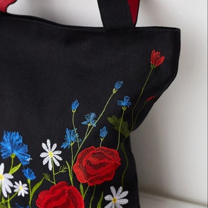 Embroidery botanical tote bag with zipper, Embroidered linen tote bag, Floral shopper bag, Floral canvas tote bag, Summer wildflower bag image 3