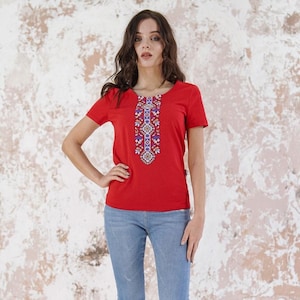 Embroidered tshirt floral, Mexican blouse, Embroidered blouse, Floral embroidered mexican tee, Tshirts for woman, Christmas gift, Floral top