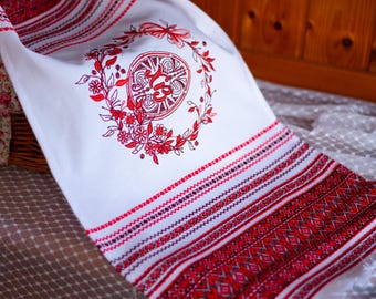 Traditional pascha basket cover, Red Ukrainian easter basket cover, Easter rushnyk towel with easter egg embroidery, Ukrainian easter gift