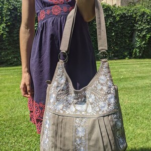 Large linen tote bag, Linen shoulder bag, Embroidered bag, Floral embroidery, Everyday tote bag, Linen hobo bag, Blue bag, Boho linen purse image 8