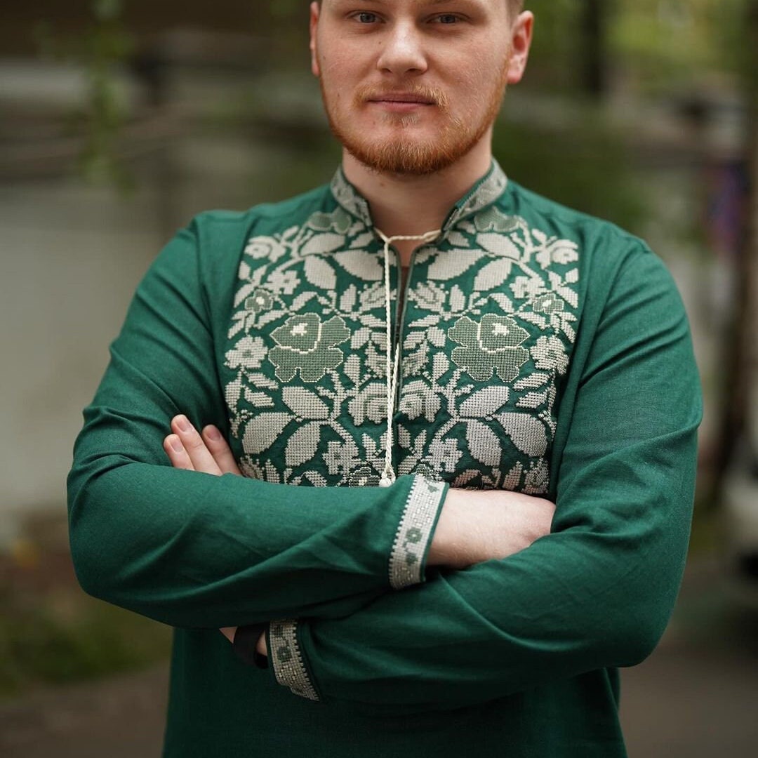 Gray Linen Embroidered Ukrainian Vyshyvanka Shirt for Men main image 1