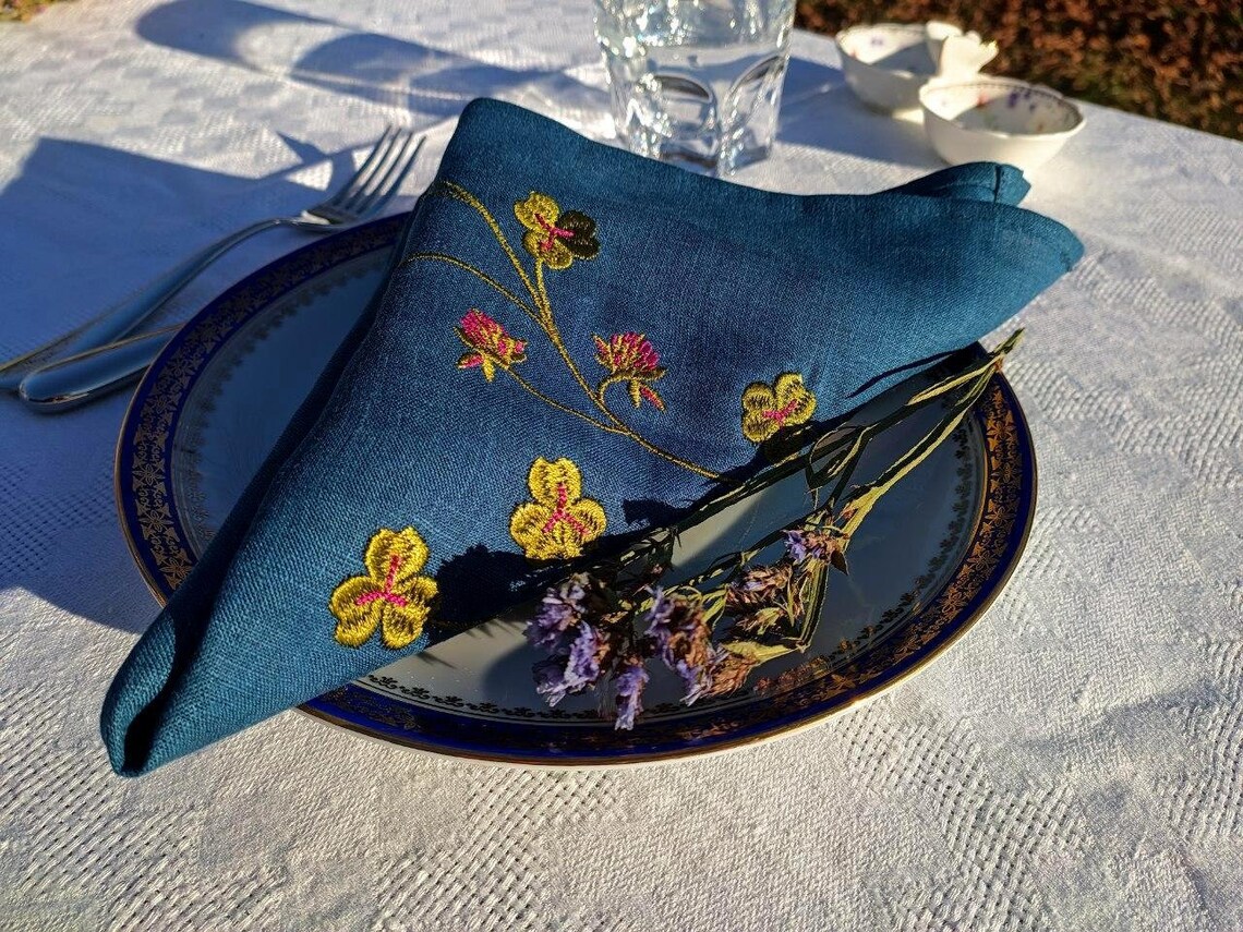 Blue linen napkins Floral embroidery napkin set Embroidered Etsy
