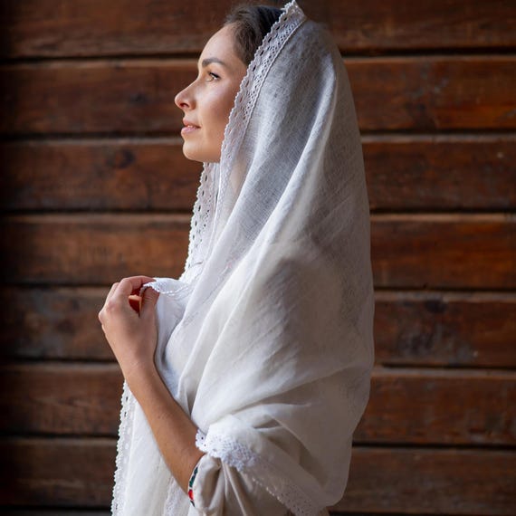 Church head covering, Catholic veils, Lace head scarf, Cathedral scarf for head, Catholic head wrap, Traditional chapel veil mantilla