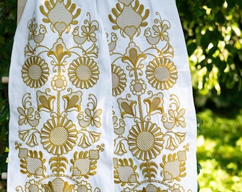 Traditional Ukrainian wedding rushnyk with gold floral and bird embroidery, Slavic сeremony towel, Orthodox wedding cloth, Bridal keepsake