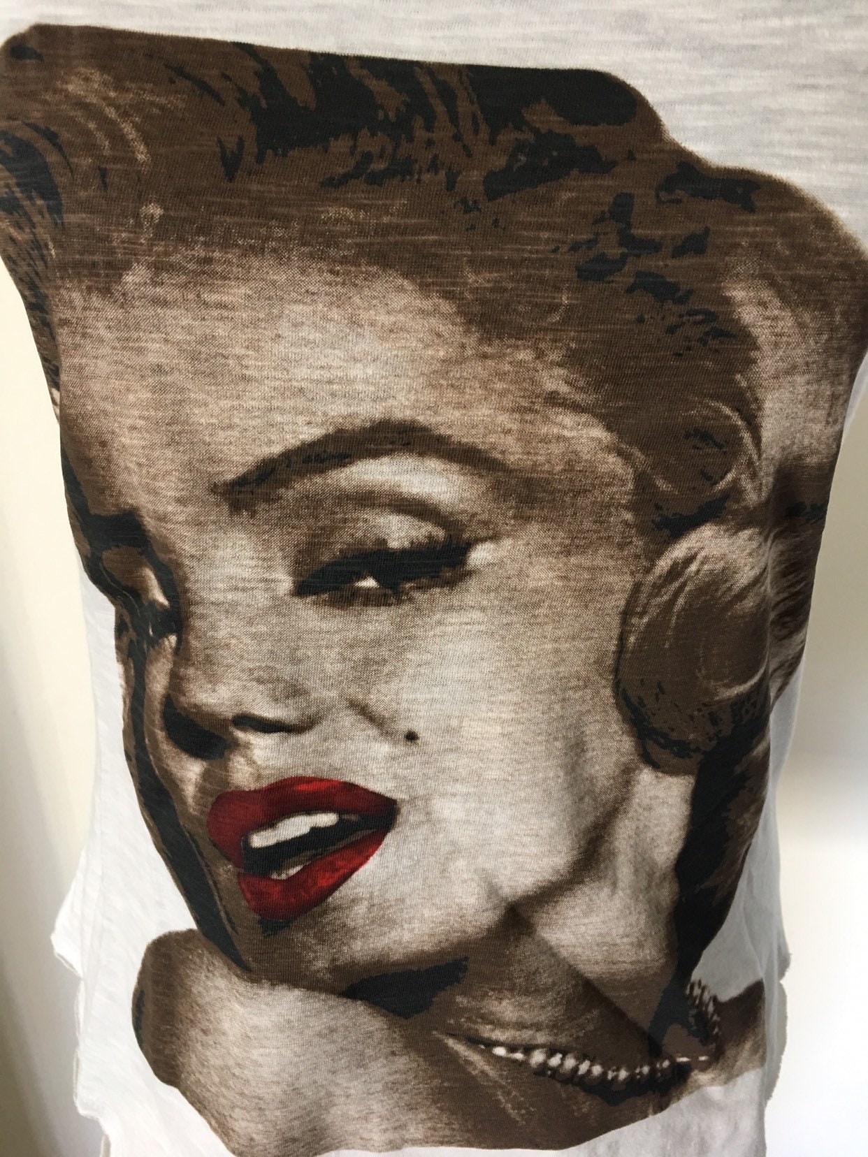トップス ameri SHADOW MANY MARILYN MONROE TOP Ameri（アメリ）の「SHADOW MANY MARILYN MONROE TOP（Tシャツ