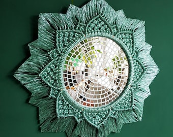 Tenture murale en macramé. Miroir lunaire. Décoration murale miroir. Miroir solaire. Miroir mosaïque. Miroir circulaire. Décor au dessus du lit. Miroir rond. Miroir bohème.