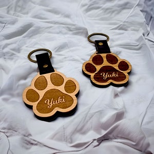 Personalized Handmade Wooden Dog Paw Keychain - Gift for Dog Lovers
