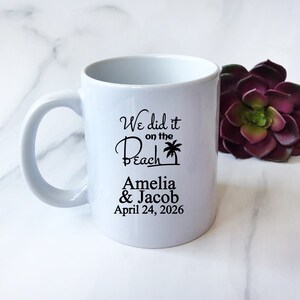 Personalized 24 pieces We Did It On The Beach Wedding Favors Printed Ceramic White Coffee Mug Favor Ideas DESIGN-MG7V Wedding Favors