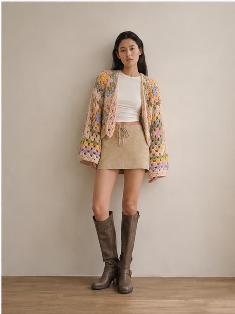 Pastel floral granny square cardigan crochet open front boho hand knit immagine 4