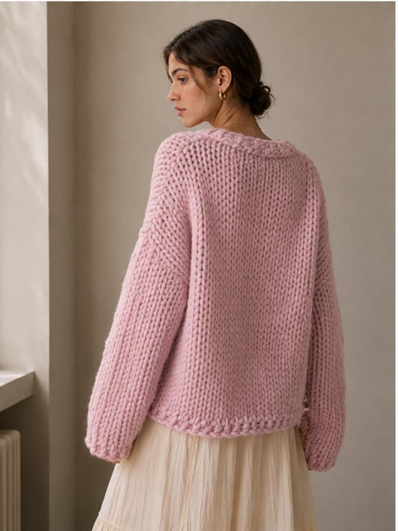 Maglione rosa con cavallo, lavorazione a maglia grossa intarsio, lavorato a mano, girocollo, oversize immagine 4