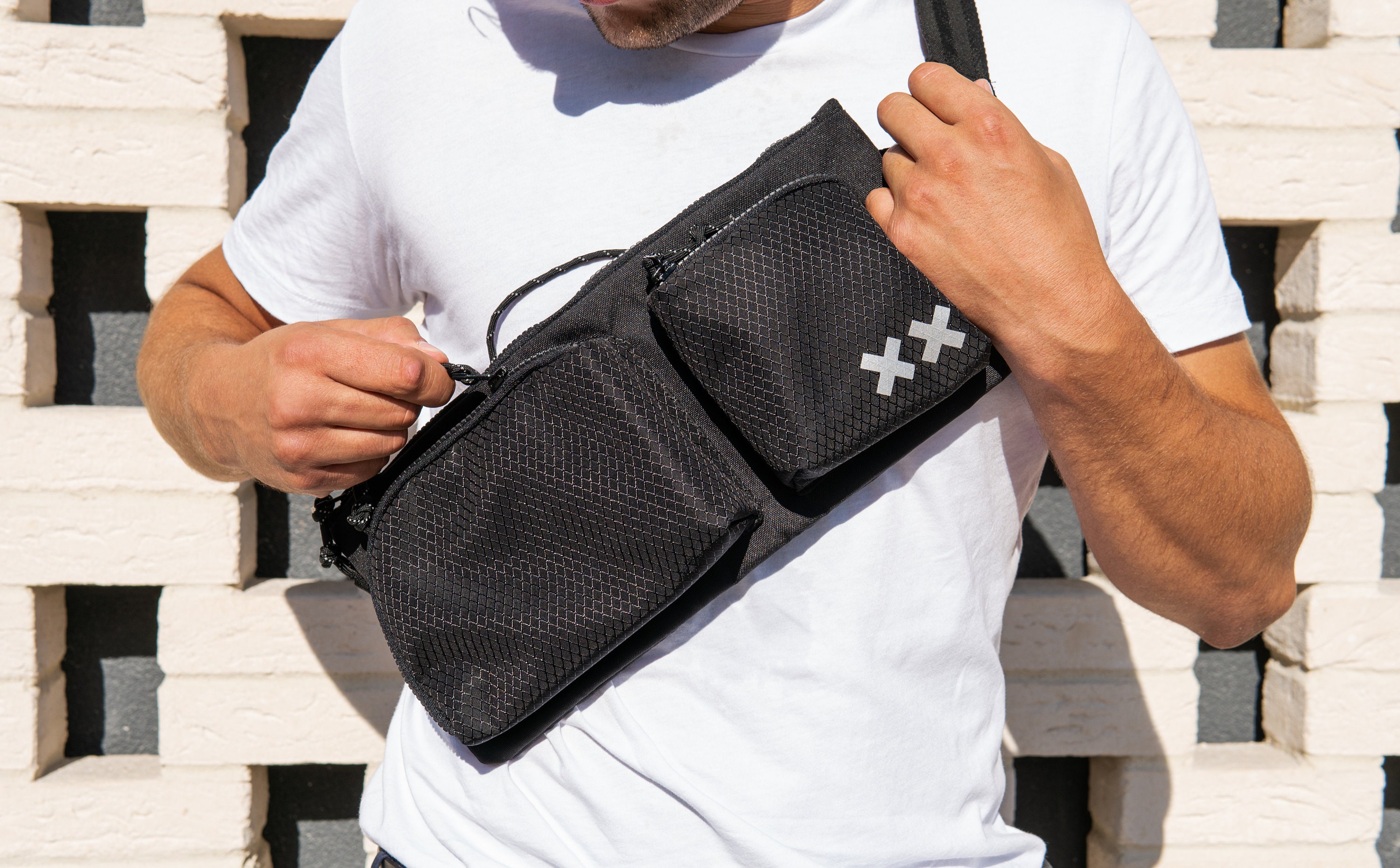 Slim Fanny Pack Minimalist Sling Bag Skateboard Bag Urban