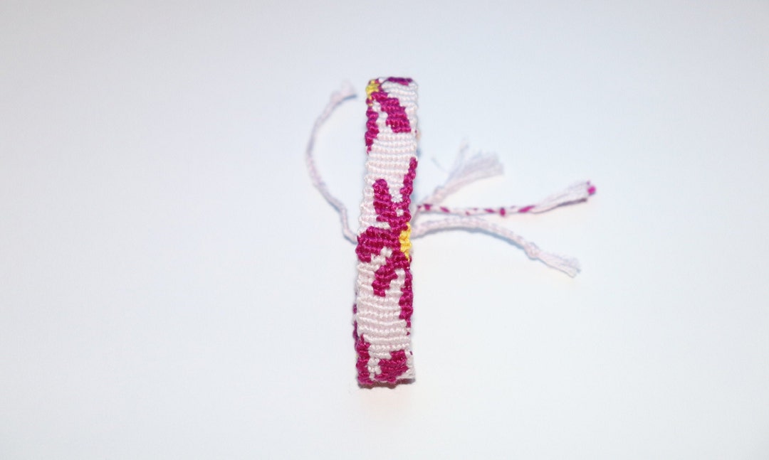 Alpha Knot Friendship Bracelet/ Woven Friendship Bracelet/ Etsy