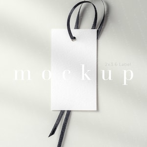 Minimale 2x3.6 gift tag mockup, bruiloft gunst tag mockup, hangende huidige tag mockup groene tinten, kerstcadeau tag, lege tag sjabloon