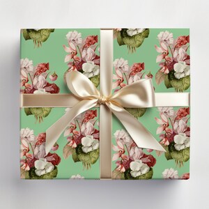 Groene geschenkverpakking met bloemen | Inpakpapier | Verjaardagscadeau | Moederdagcadeau | Abstracte afdruk | Cadeau voor haar | Verlovingscadeau