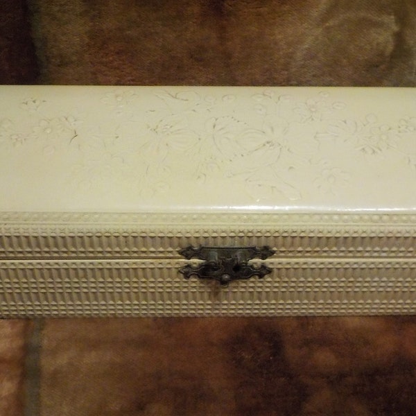 Ivory Colored Victorian Celluloid Glove Box