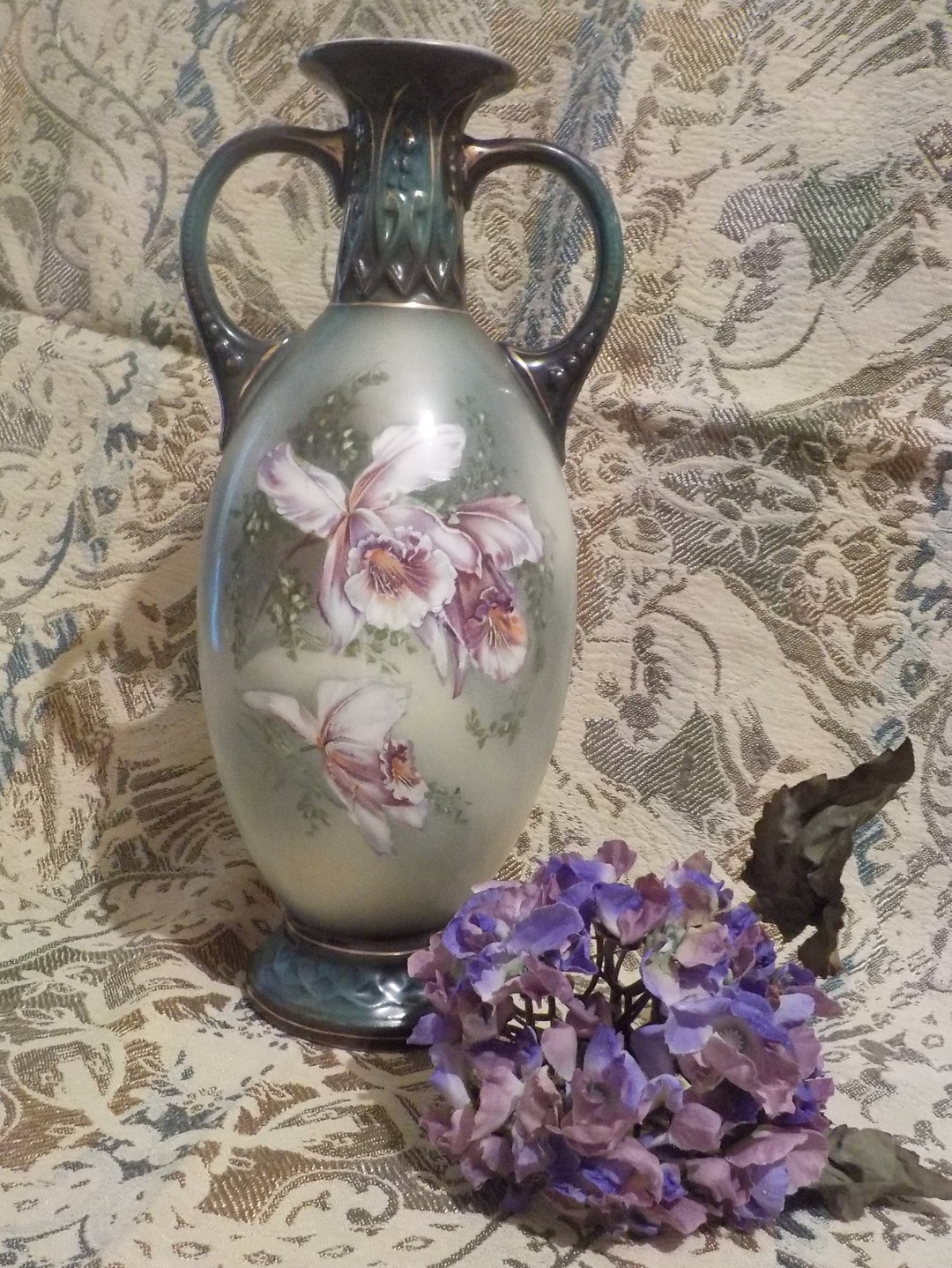 Vintage Double Handled Urn Vase With Purple Iris Design Etsy
