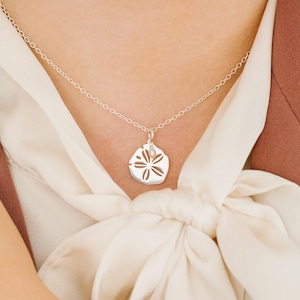 Sand Dollar Pendant with Freshwater Pearl: Sterling Silver