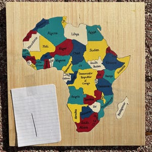African Puzzle 10 inch Wood Handcarved Painted Educational Geography Homeschool Map Manipulative Self-Supporting Deaf & Disability Workshop
