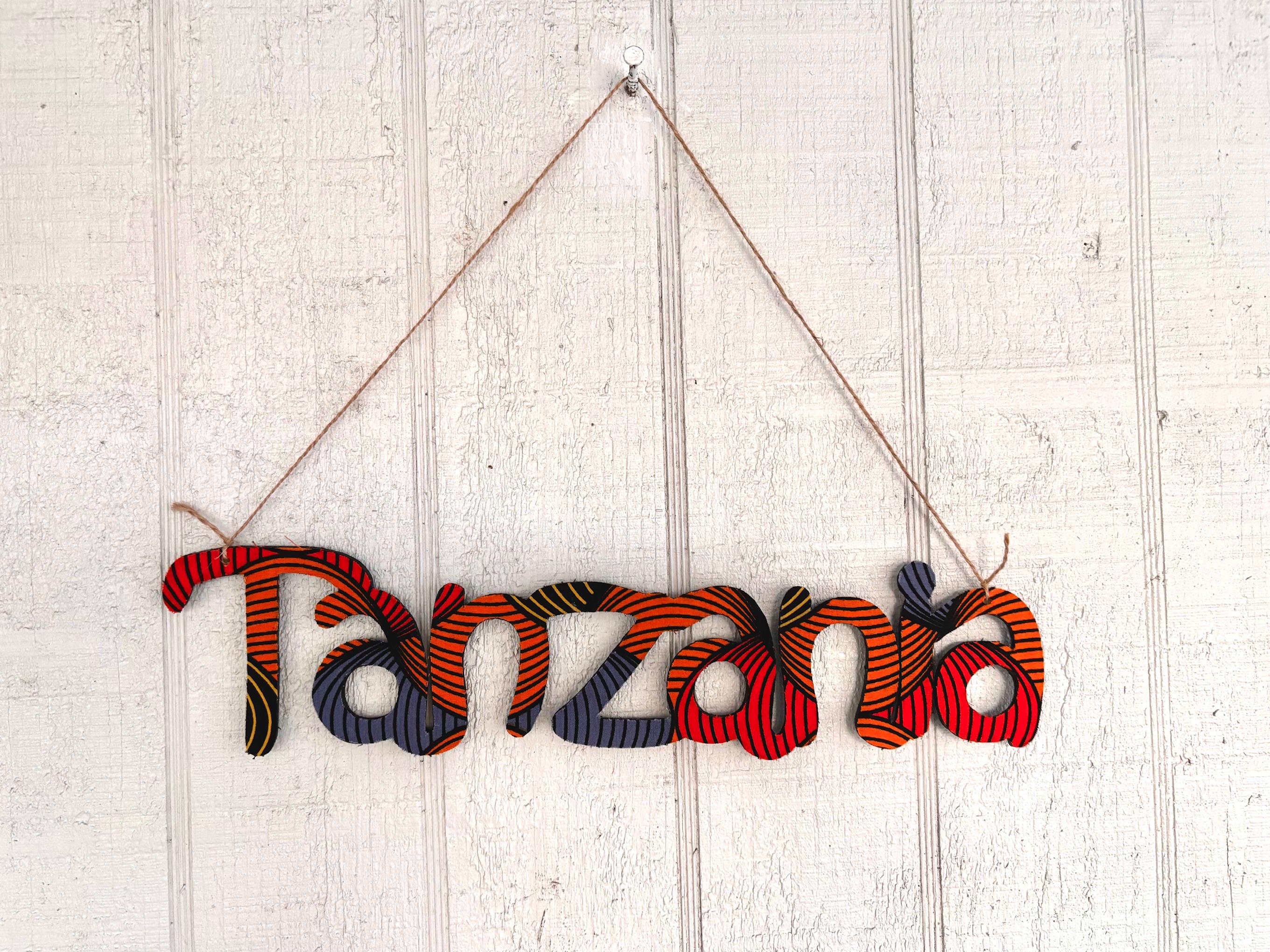 Panneau Tanzanie suspendu en bois kitenge, sculpté à la main, voyage, cadeau missionnaire, souvenir, safari en Afrique, atelier pour personnes sourdes et handicapées autonomes