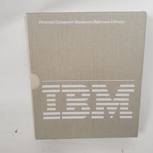 Vintage IBM DOS Disk Operating System V 3.2 Reference Manual 68X2405 1986