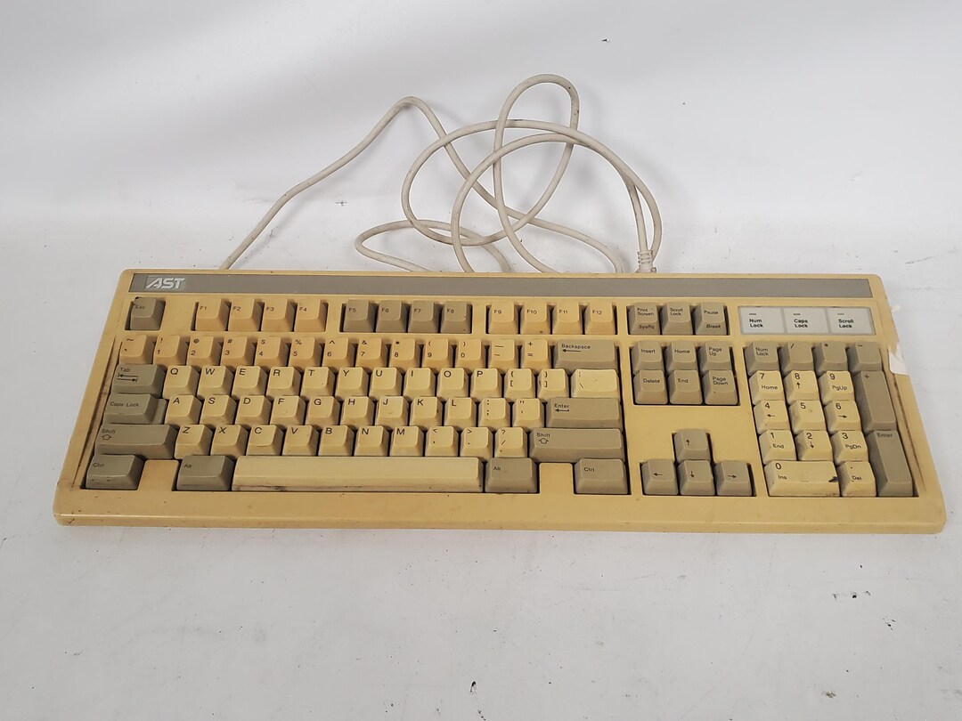 Vintage AST KKA2VOREIU Computer Keyboard HACF Halt & Catch Fire Prop - Etsy