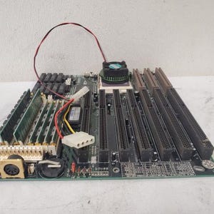 Vintage UMC UM8498f MB486-PER9122-N V2615E61107 486 Computer Motherboard