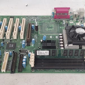 Vintage Tyan S2507 Tiger 230 370 ATX moederbord Intel Pentium III 1,0 GHz 512 MB