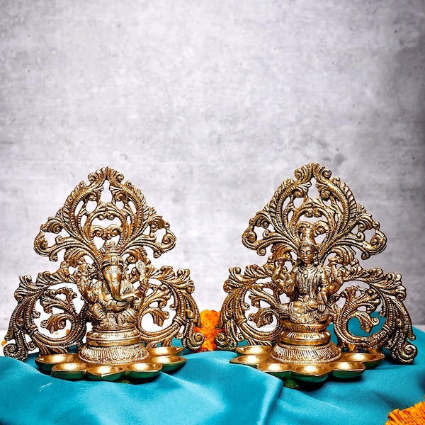 Messing Lakshmi Ganesha Paar mit 6 Diya, Panchdeepam, Öllampe für Pooja Tempel, Mandir Diya