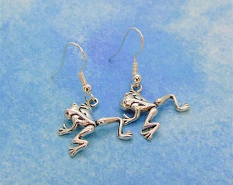 Frog Earrings, Animal Jewellery, Amphibian Jewellery, Toad Earrings, Sea Creature, Frog Theme, Goblincore Jewelry, Quirky Dangle Earrings