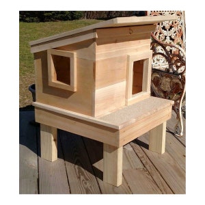 Outdoor Cedar Wood Cat House Shelter Weather Resistant with Side Window Keeps Outdoor Cats Sheltered and Warm During Cold Winter Months image 5