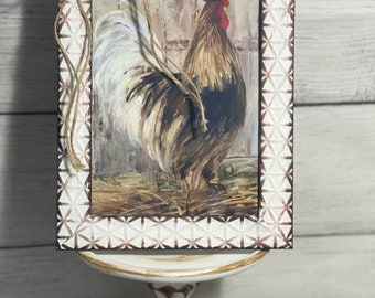 Rustic Rooster Sign: Farmhouse Kitchen Decor, Distressed Frame (7x5 Print)