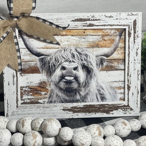 Shiplap Highland Cow Rustic Farmhouse Sign | Farmhouse Decor | Distressed Frame | Farmhouse Kitchen / Bathroom Decor | Tier Tray Plaque