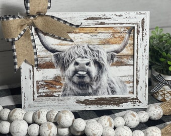 Highland Cow Rustic Farmhouse Sign: Distressed Frame Decor