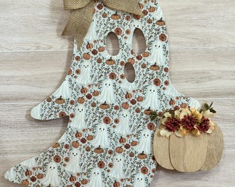 Light Up Pretty Ghost Halloween Wall Decor | Handmade Decoupaged Ghost | Fall Halloween Home Decor | Spooky Ghost Decoration | 16"
