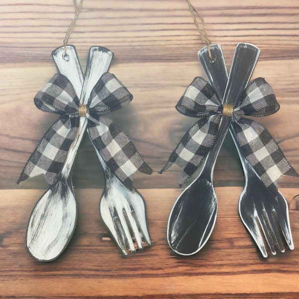 Distressed Fork & Spoon | Buffalo Check Decor | Farmhouse Wooden Wall Hanging | Farmhouse Decor | Door Hanger Sign | Country Kitchen