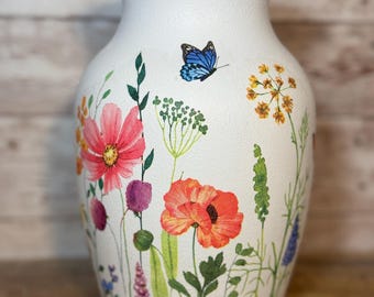 Butterfly Meadow Glass Vase, Decoupage Flower Vase, Shabby Chic Vase, Farmhouse Vase, Glass Vase, Vase Decor, Gifts For Her, Spring Flowers