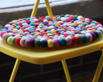 Felt Ball Seat Pad // Multicoloured Felt Seat Pad // Felt Seat Pad // Felt Ball Seat Pad Multicolor // Felt Ball Chair Pad // Felt Chair Pad