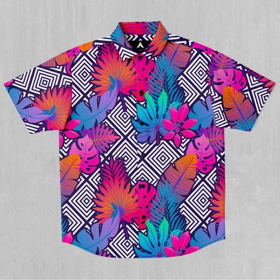 Vault Tropic Floral Short Sleeve Button Down Collared Shirt