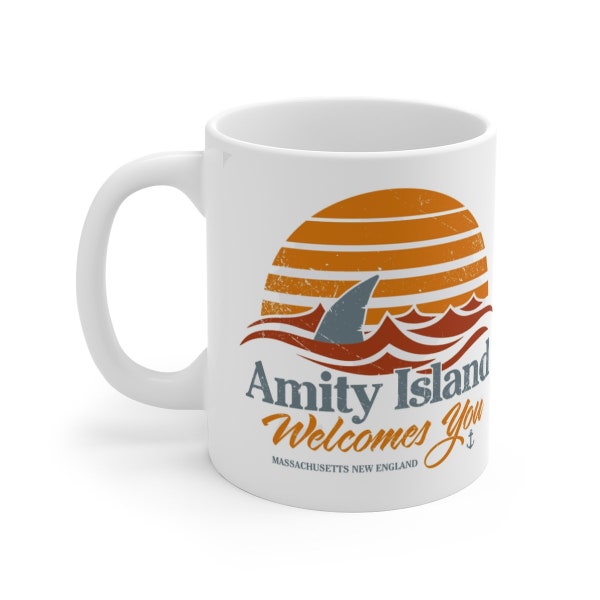 Jaws the Movie Amity Island advert retro gift Mug